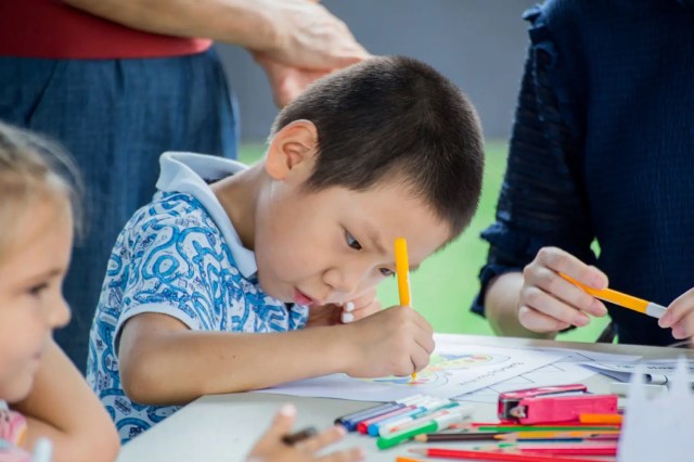 Experiential learning benefits through hands-on exploration and collaborative discovery.