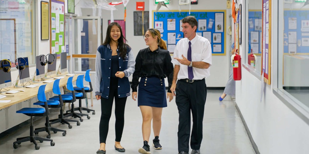 St. Andrew's International School